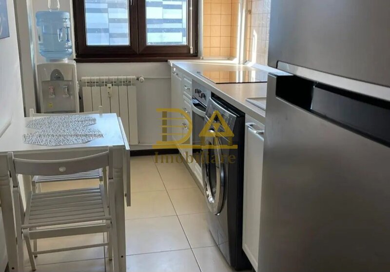 Apartament de inchiriat, 2 camere, et 5/11, Pantelimon - Mega Mall