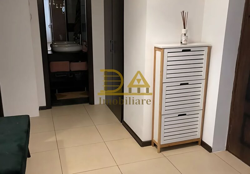 Apartament de inchiriat, 2 camere, et 5/11, Pantelimon - Mega Mall